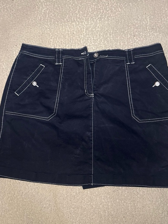 Karen Scott Dresses & Skirts - Karen Scott Navy Skirt with White Topstitching